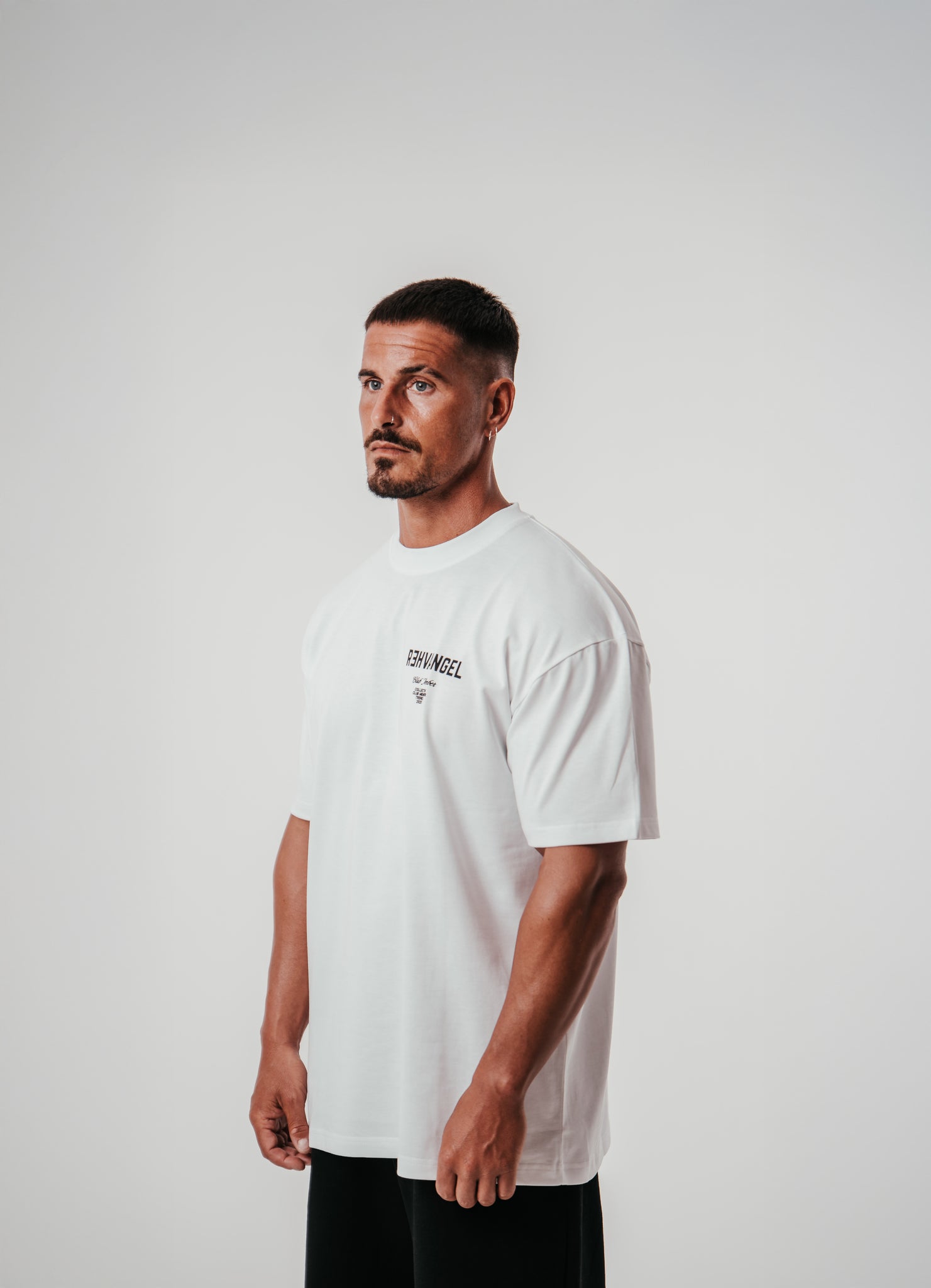 WHITE CLUB MEMBER